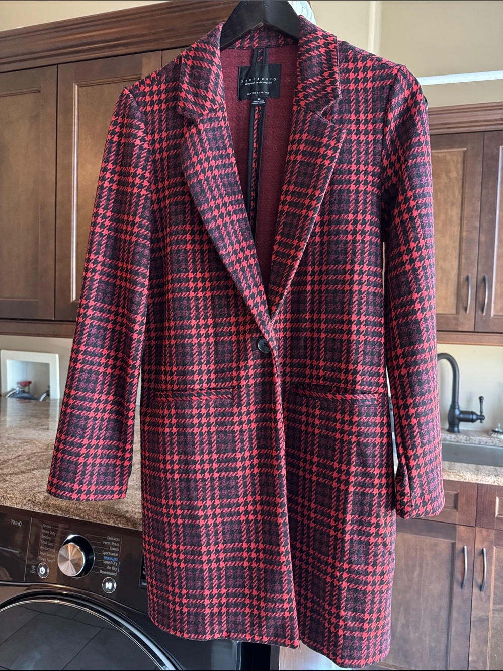 Sanctuary Oversized Red and Black Plaid Single-Button Blazer - XS